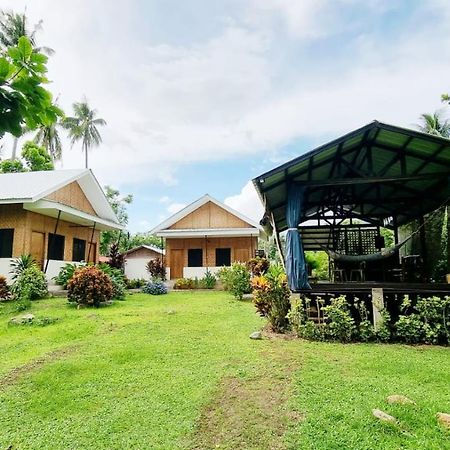 Bahandi Beach Lodge Mambajao Eksteriør bilde