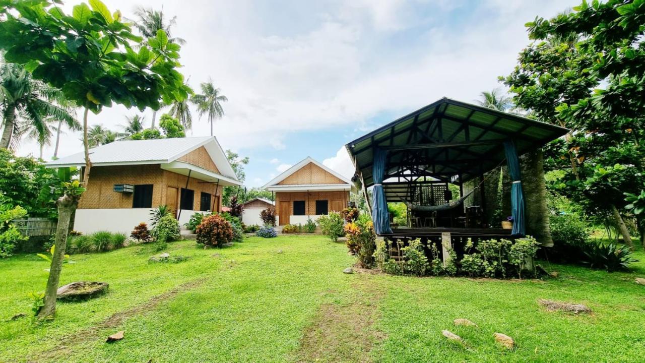 Bahandi Beach Lodge Mambajao Eksteriør bilde